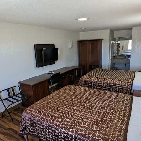 Hillcrest Inn & Suites Ozona Eksteriør billede