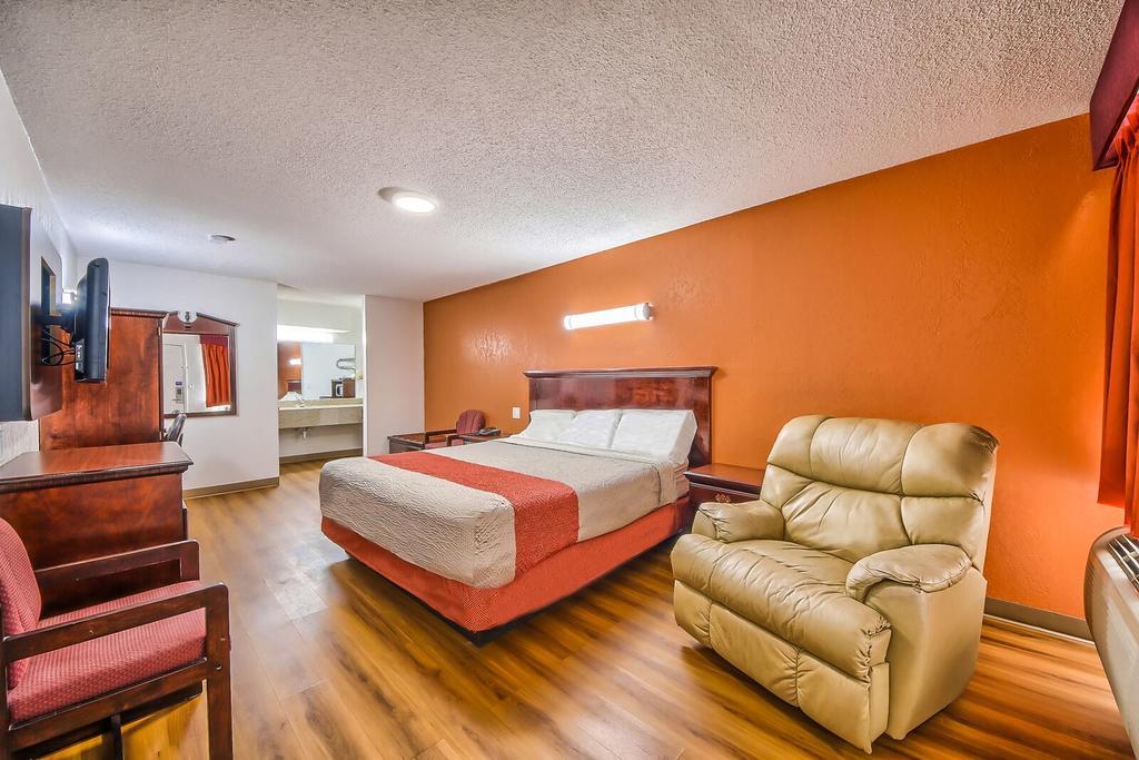 Hillcrest Inn & Suites Ozona Eksteriør billede